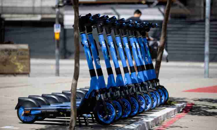 Patinetes elétricos em Fortaleza: o que pode e o que não pode